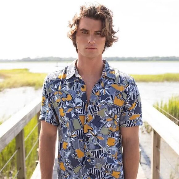 Native Youth Geo Flora Short Sleeve Button-Down Shirt ASO John B Outer Banks - Picture 6 of 8